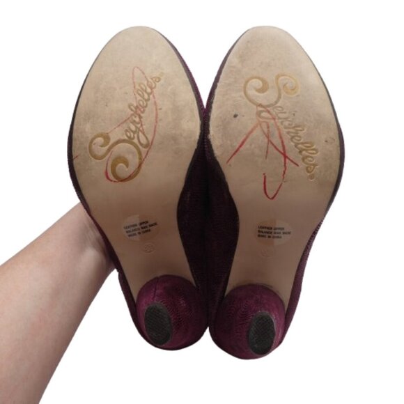 Seychelles Password Print Burgundy Paisley Embossed Leather Heels Pumps Womens 9 - Picture 11 of 15